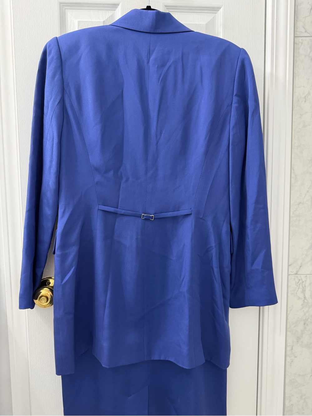 Vintage (pre-2008) Dana Bachman 100% Silk Cobalt Blue Tailored Blazer & Dress - Picture 2 of 7